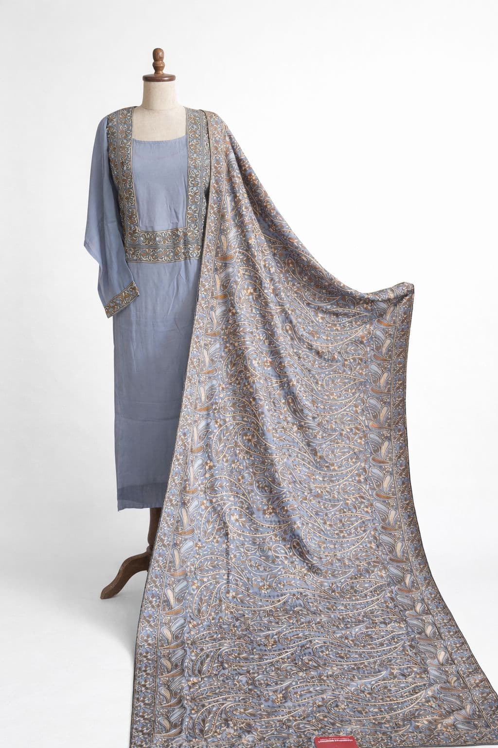 Dariza Aab-e-Aasmaan